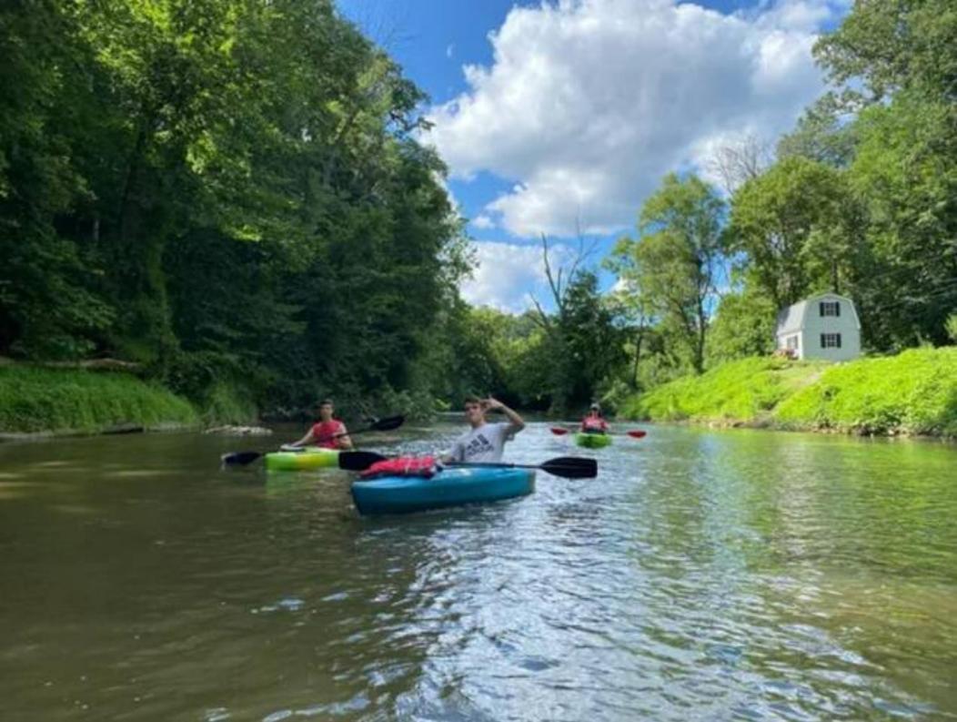 5 Bd W Hottub - Mins To Hunting Hiking & Fishing *